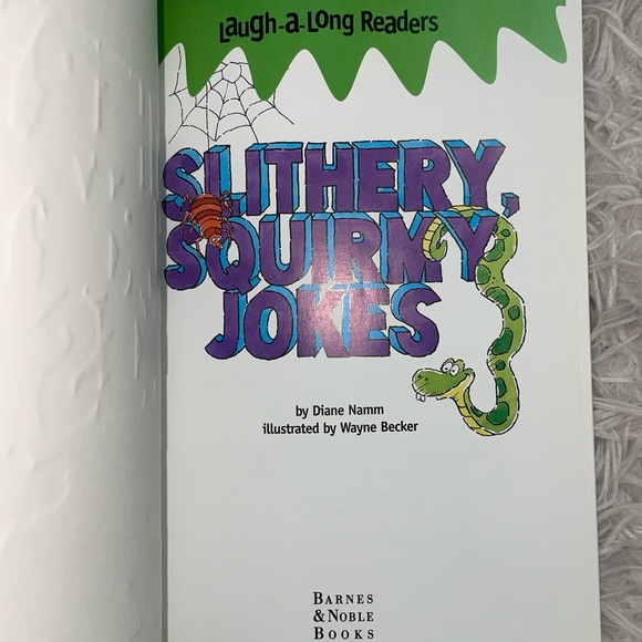 Slithery Squirmy Jokes Diane Namm Laugh-a-Long Readers Kids Joke Book BN - Picture 3 of 5